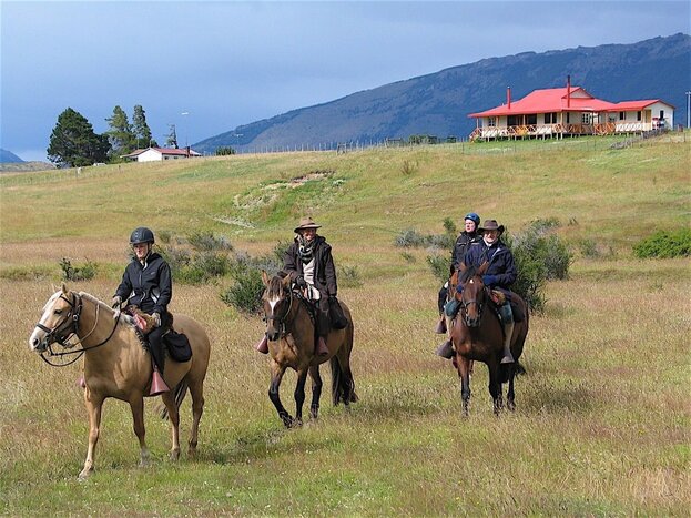 Condor lookout Horse riding - Laguna Sofia & Cerro Benitez