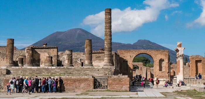 Pompeii & Vesuvius Wine Experience