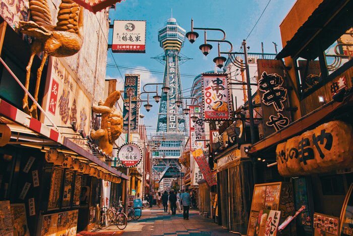 Osaka Local Foodie Tour in Dotonbori and Shinsekai