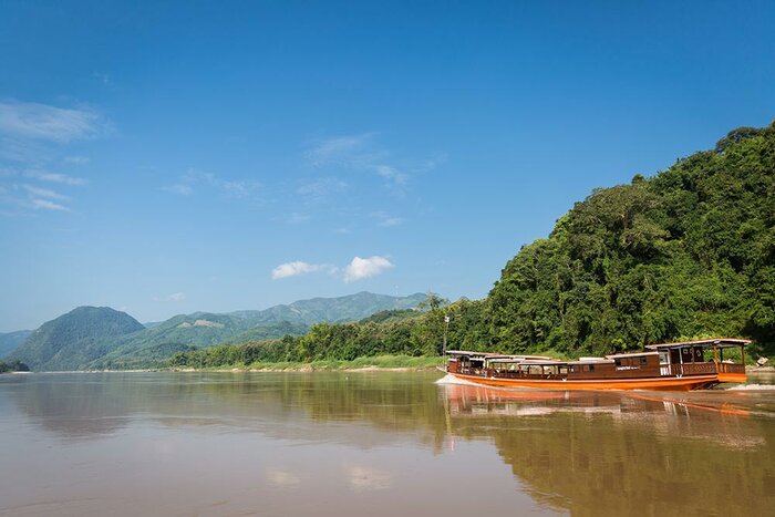 Take the Mekong River Cruise to Luang Prabang (Join-in)