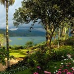 Stay in Sri Lanka's best luxury wellness resorts (photo courtesy of Ceylon Tea Trails Castlereagh Bungalow)