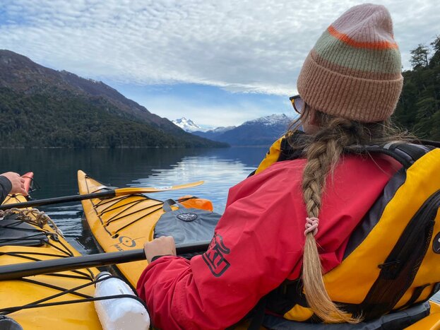 Full-Day Kayak & Trekking at Lake Mascardi