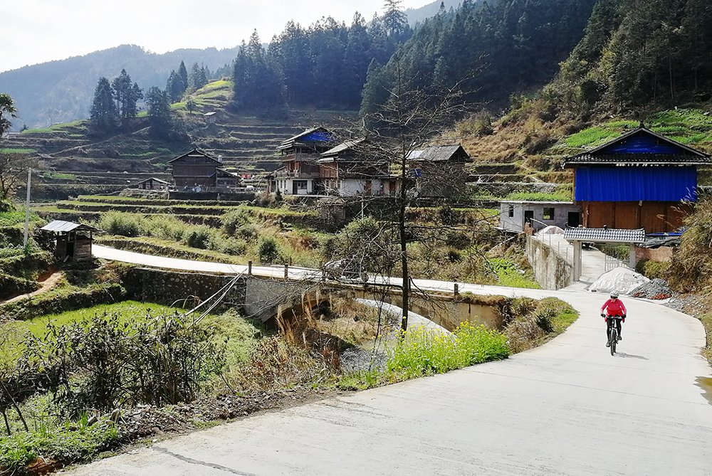 Bike through the Villages where Minority Chinese Lives