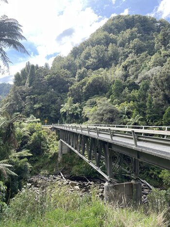 Explore the 'Forgotten World Highway' from  Taumarunui to Stratford