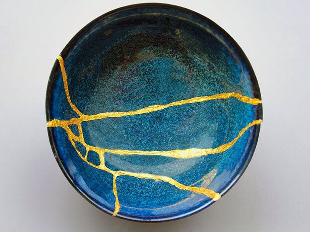 Kintsugi Experience at Shikata Urushi, A Centuries-Old Japanese-Urushi Shop in Kyoto