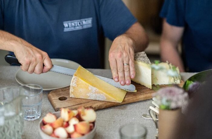 Private Countryside Dairy & Distillery Tasting Day Trip