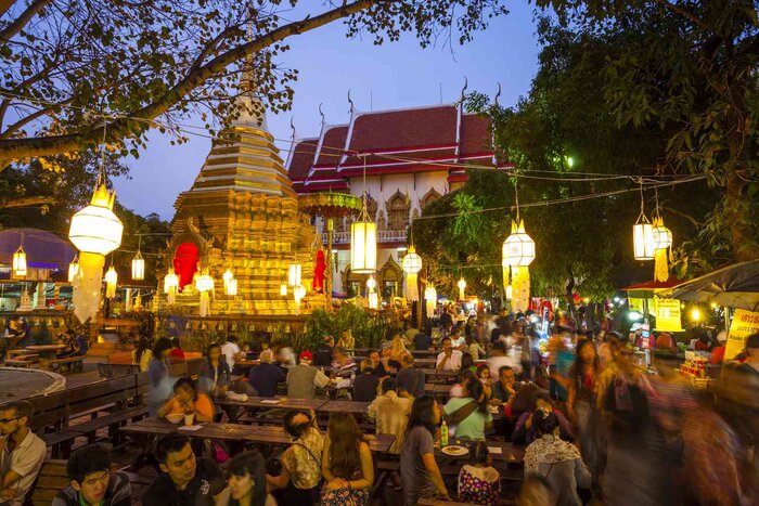Chiang Mai Temple Local Street Food Tour