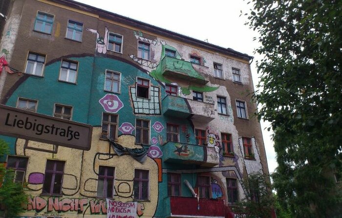 Discovering Kreuzberg's Lively Culture: Small Group Tour