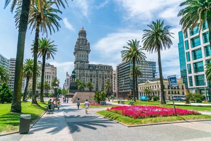 Tour of Montevideo city