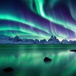 Northern lights over the Jökulsárlón glacier lagoon