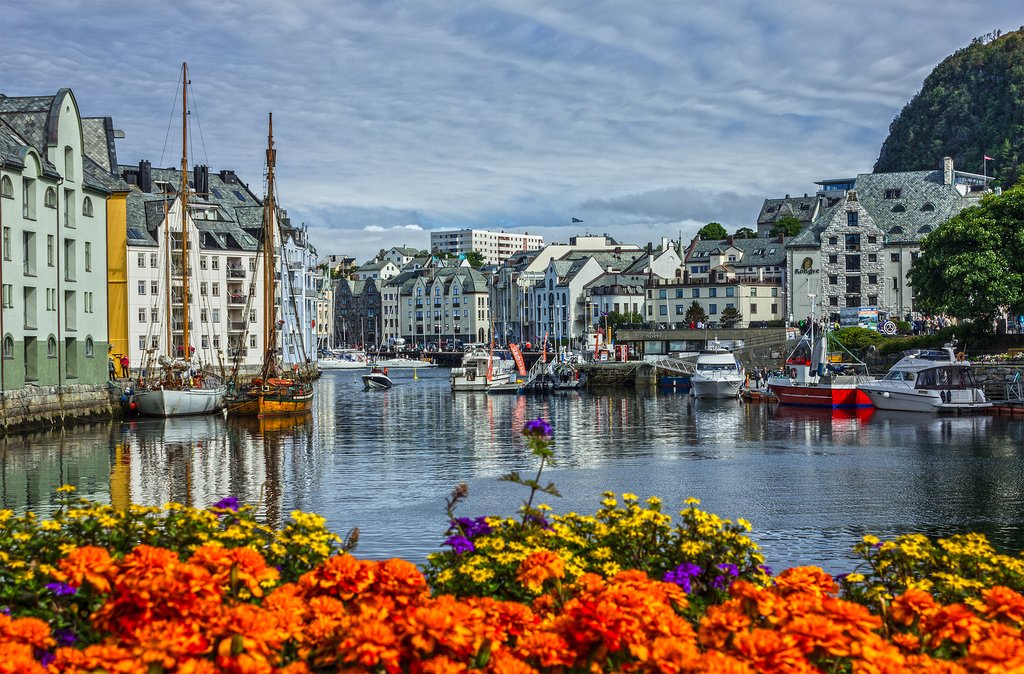 Ålesund is abloom in early summer