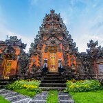 A typical facade of a temple in Ubud