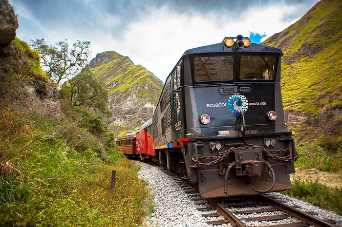 Devil’s Nose Train Ride & Ingapirca Ruins Exploration