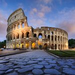 Let a local guide show you the Colosseum and Roman Forum