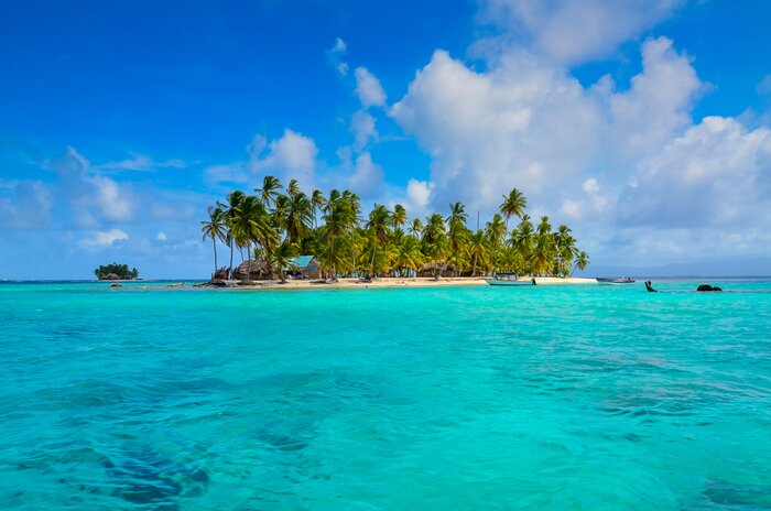 Sail your way through the tropical paradise of the San Blas Islands, Panama