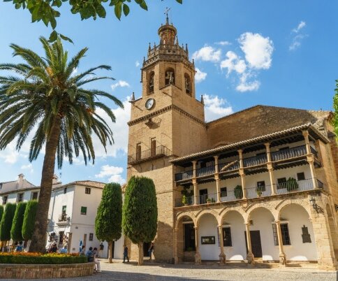 Ronda Up Close: A Guided Walk