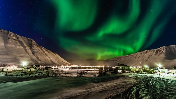 Small Group Northern Lights Experience