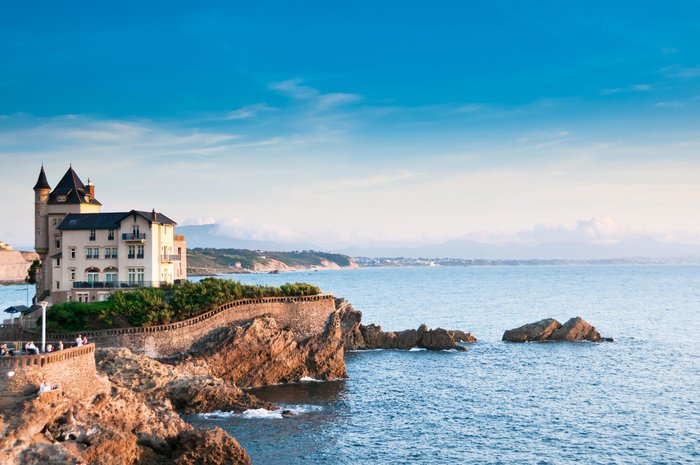 Welcome to Biarritz