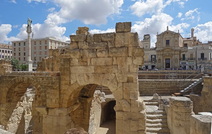 Roman Amphitheater and Piazza San Oronzo, Lecce