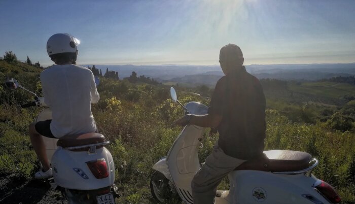 Tuscany Sunset Vespa Tour with Wine Tasting