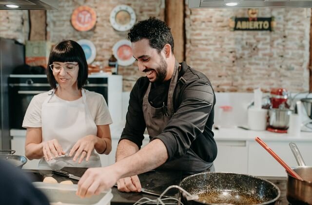 Paella and Tapas: Madrid Cooking Class with Market Visit