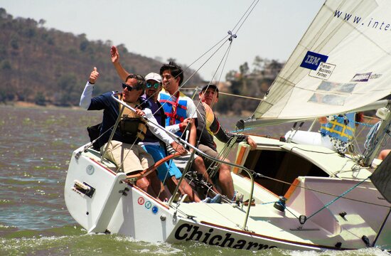 Sailing at Valle de Bravo