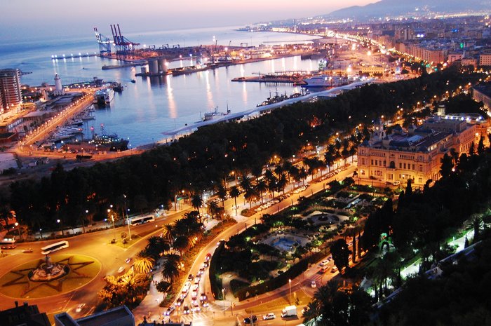 Aerial view of Malaga Harbor (Photo courtesy of Pexels)