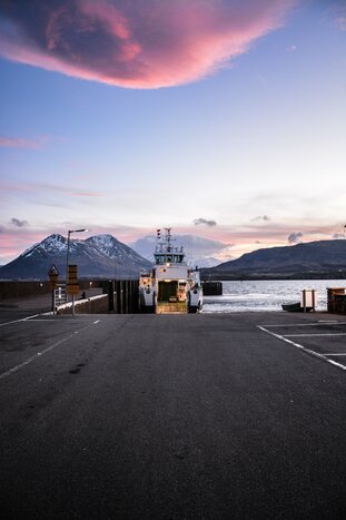 Raasay Whisky, Gin and chocolate tour