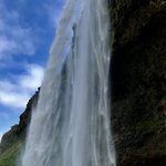Seljalandsfoss waterfall | Photo taken by Jana P