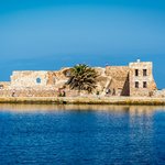 Buildings along the break wall in the Chania harbour | Photo taken by David B