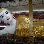 Reclining Buddha at Chauk Htet Gyi Pagoda | Photo taken by Su-Lin T