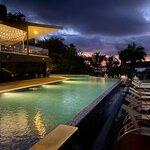 Night view by the pool at Hotel Nimmbú | Photo taken by Anita L