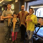 Local Siku artist | Photo taken by Elisa M