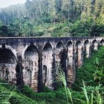 Nine-arch bridge, Ella | Photo taken by Andrew H