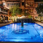 Dwarika's pool | Photo taken by Cesar A