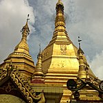 Sule Pagoda in downtown Yangon | Photo taken by Rodney S