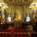 Temple of the Tooth Relic. | Photo taken by Sylvanna C