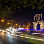 Arch of Hadrian at night. | Photo taken by Dave H