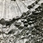 Reynisdrangar stone teeth | Photo taken by Jana P