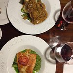 A farewell glass of wine | Photo taken by Darina B