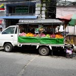 Fruits galore at Yangon | Photo taken by Su-Lin T