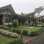 Private bungalows with a view of Arenal at Montana de Fuego | Photo taken by B P