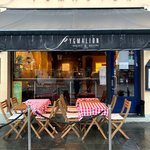 Stopped for coffee with David, came back later for dinner! | Photo taken by Robin W