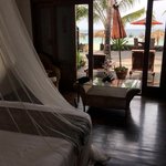 Welcome to Ngapali Beach - Yoma Cherry Hotel | Photo taken by Gregory R