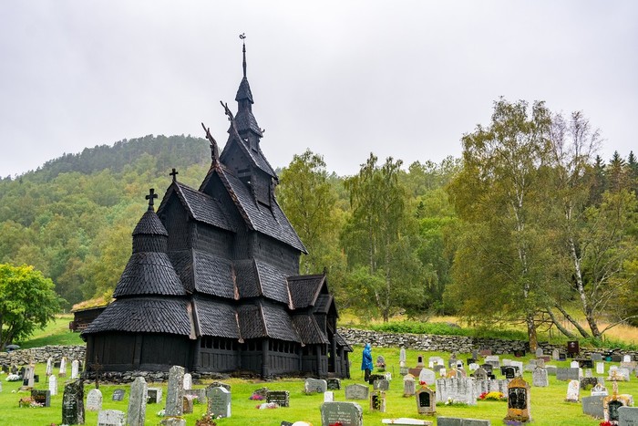 Tour to Borgund Stave Church & Stegastein Viewpoint