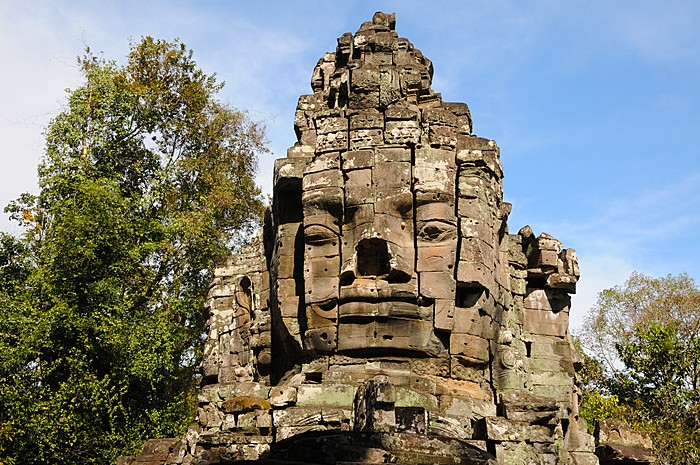 Siem Reap - Kulen Mountain - Banteay Srei - Khmer architecture sculptures - Banteay Samre 