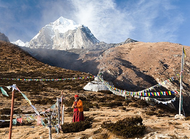 Trek from Lobuche to Pangboche