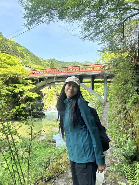 Profile photo for Jyra Lagonsin