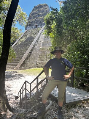 Travel specialist Karen González