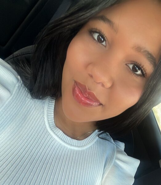 Profile photo for Ivelisa Cuevas